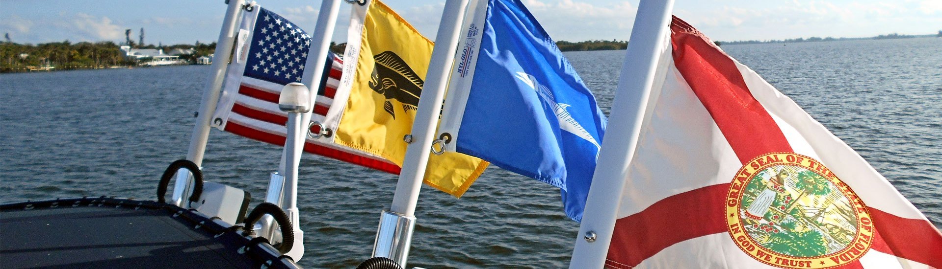 Nautical Flags | Sets, Clips, Staffs, Poles, Sockets, Floats 