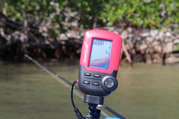 HawkEye® FT1PXC - FishTrax 1C Handheld Fish Finder - BOATiD.com