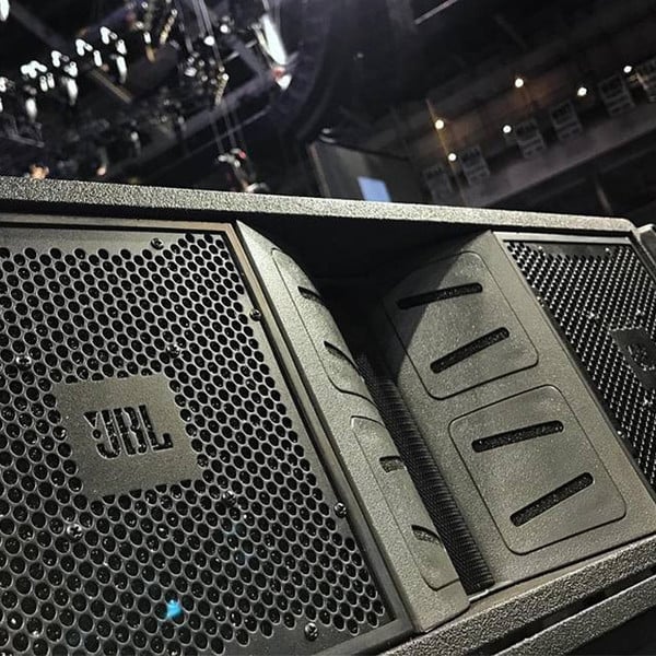 JBL® - Three Way Line Array