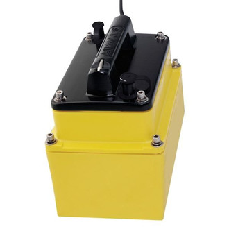 Raymarine® - Plastic In-hull Mount Transducer