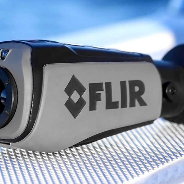 Raymarine® — Marine Thermal Handled Camera