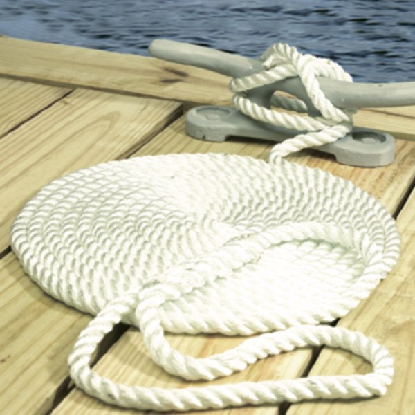 Seachoice® - 5/8" D x 25' L White Nylon 3-Strand Twisted Dock Line
