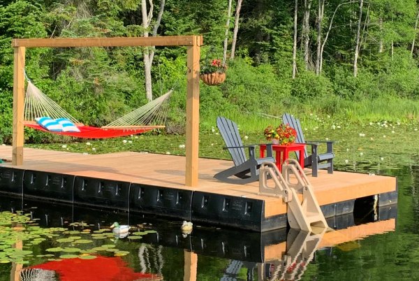 Techstar® DL-5 - Rotomolded 5-Step Wide Flip-Up Heavy Duty Stair